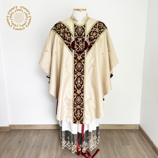 Casula Gótica Nativitas